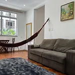 Apartamento Espacoso Na Praia De Copacabana